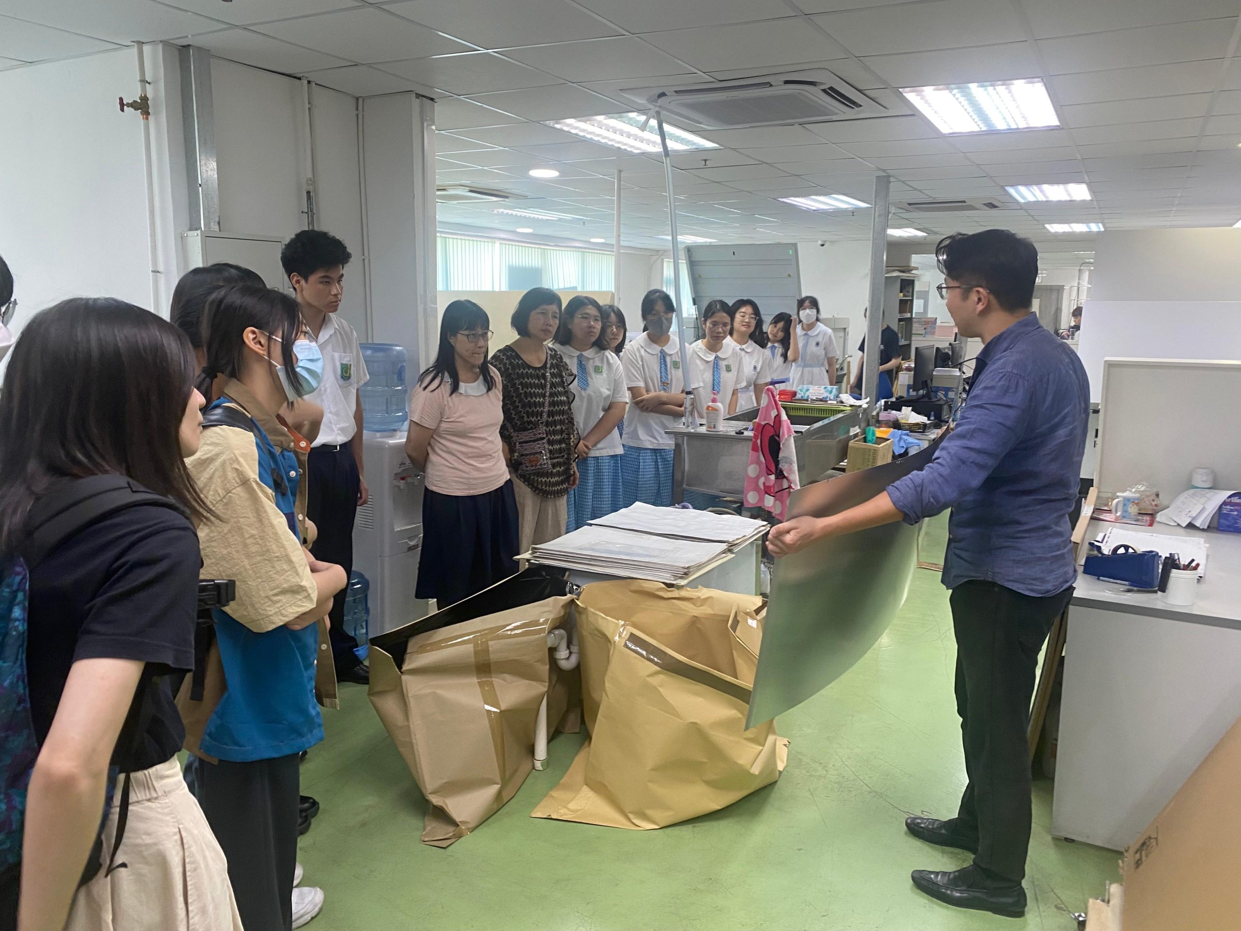 師生目堵了印刷流程